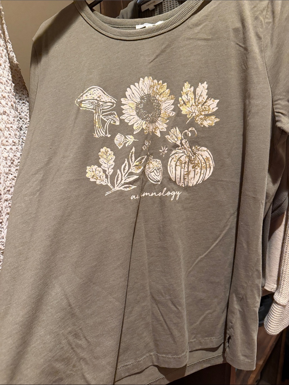 Maurices Olive Green Short Sleeve Tee with White & Yellow Fall Graphic